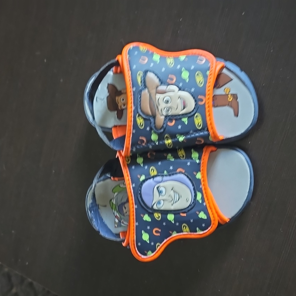 Disney's Toy Story Sandals Size 7‎